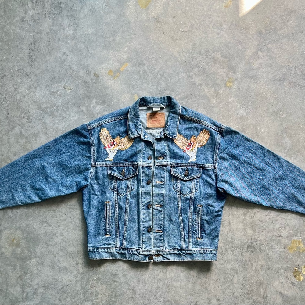 RERE VTG  Levis Type Ill (Hand‎ Painted)Bovine  Trucker Jacket Size:  L